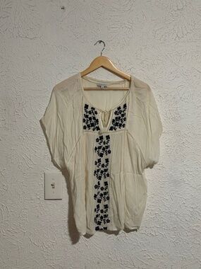 Patrons of Peace White Navy Floral Embroidered Tie Neck Blouse L
